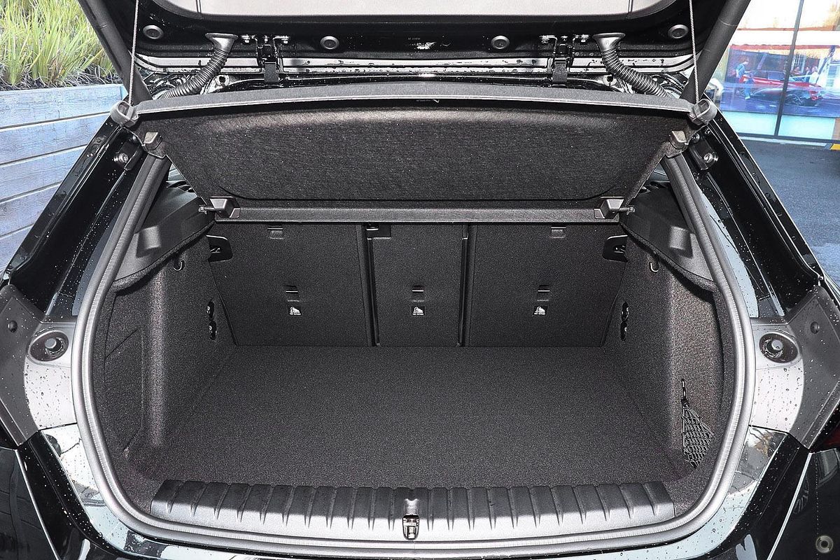 2025 BMW 1 Series 120 M Sport F70