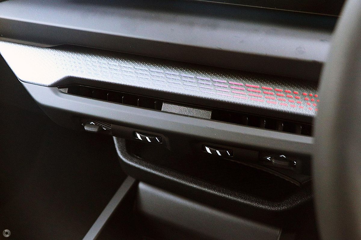 2025 BMW 1 Series 120 M Sport F70