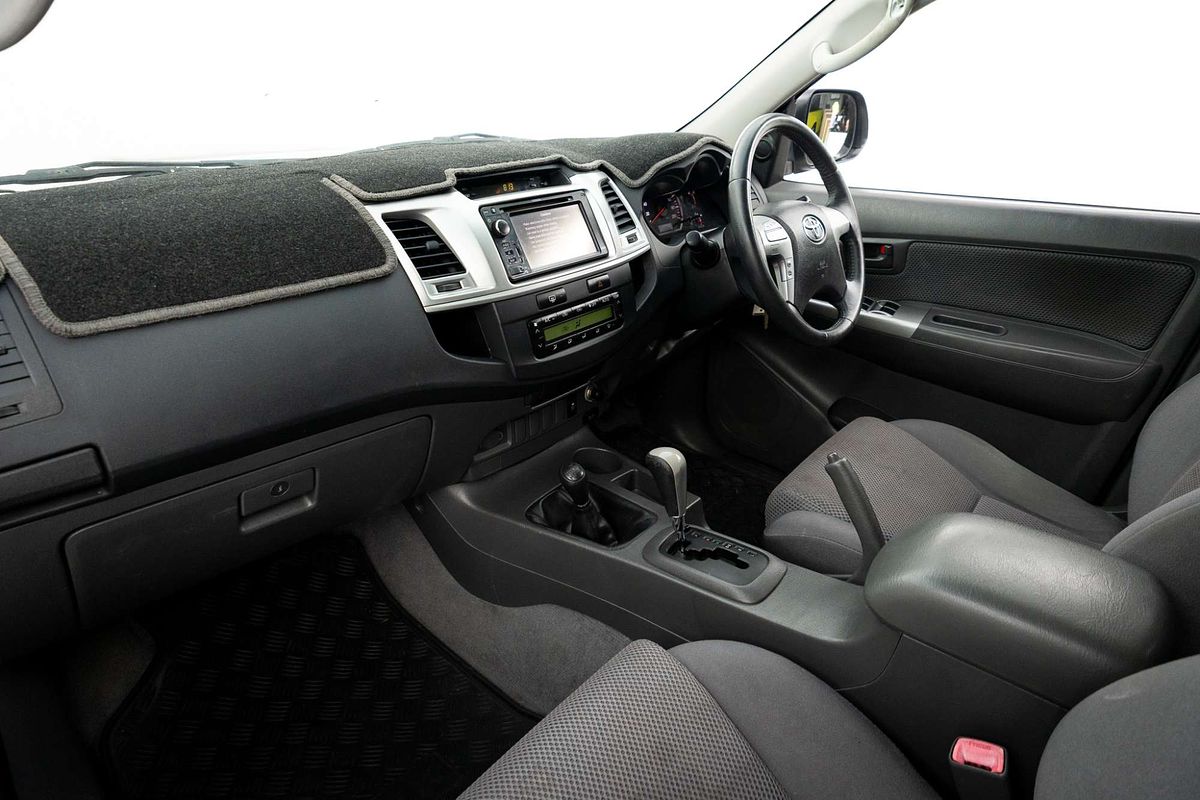 2013 Toyota Hilux SR5 KUN26R 4X4