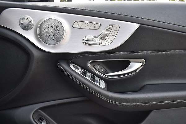 2019 Mercedes-Benz C-Class C300 A205