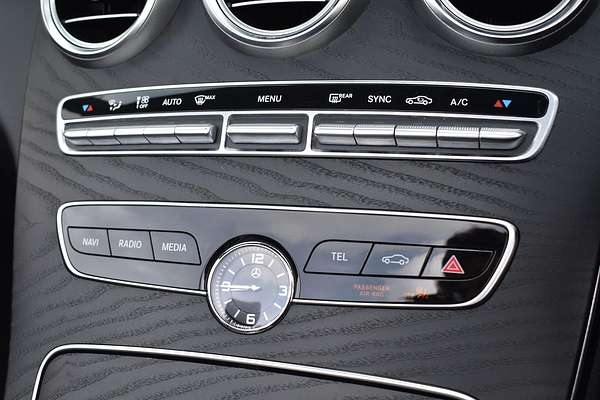 2019 Mercedes-Benz C-Class C300 A205