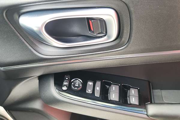 2023 Honda HR-V e:HEV L