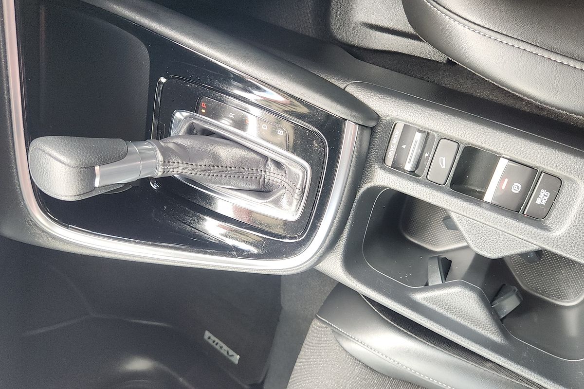 2023 Honda HR-V e:HEV L