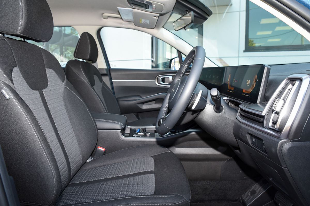 2025 Kia Sorento S MQ4 PE