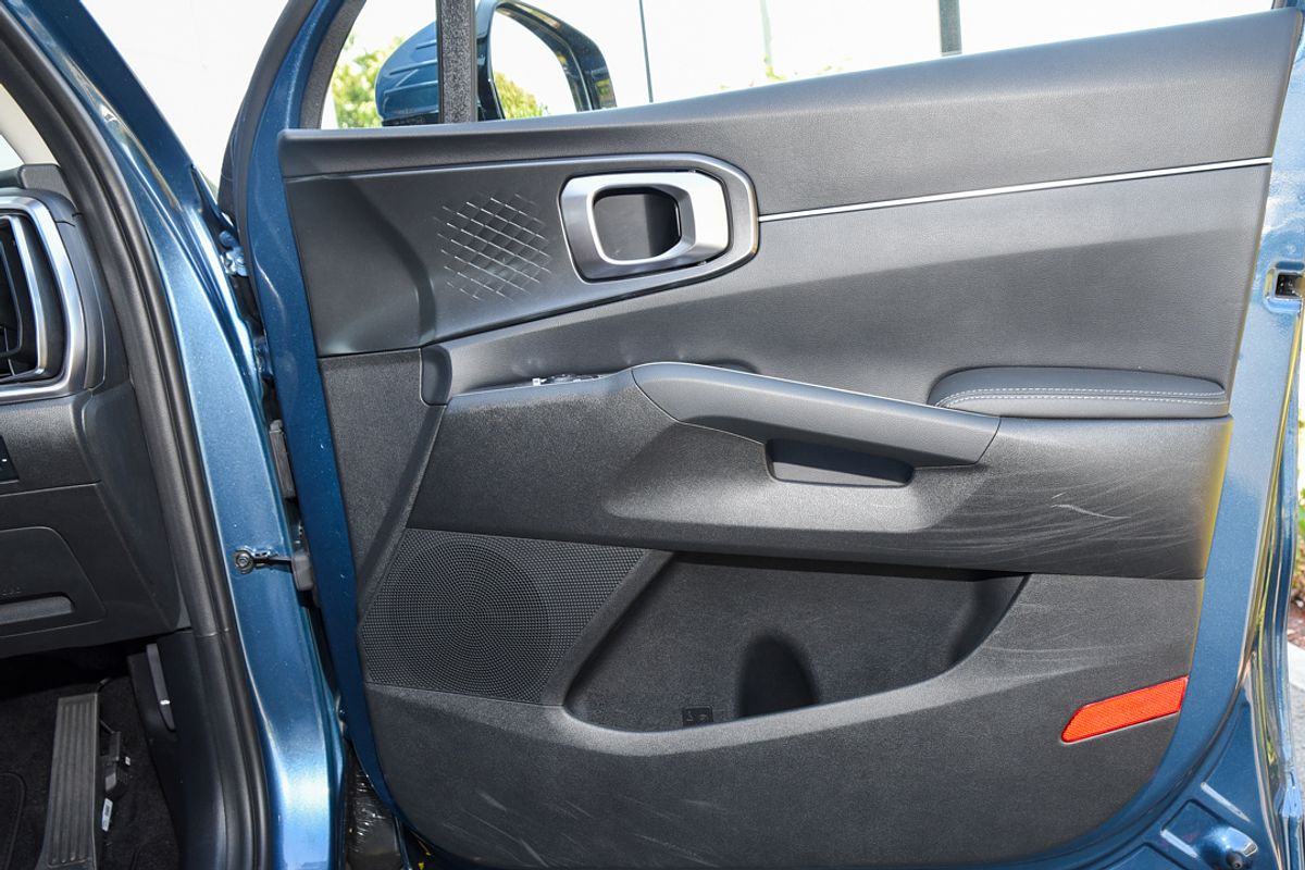 2025 Kia Sorento S MQ4 PE