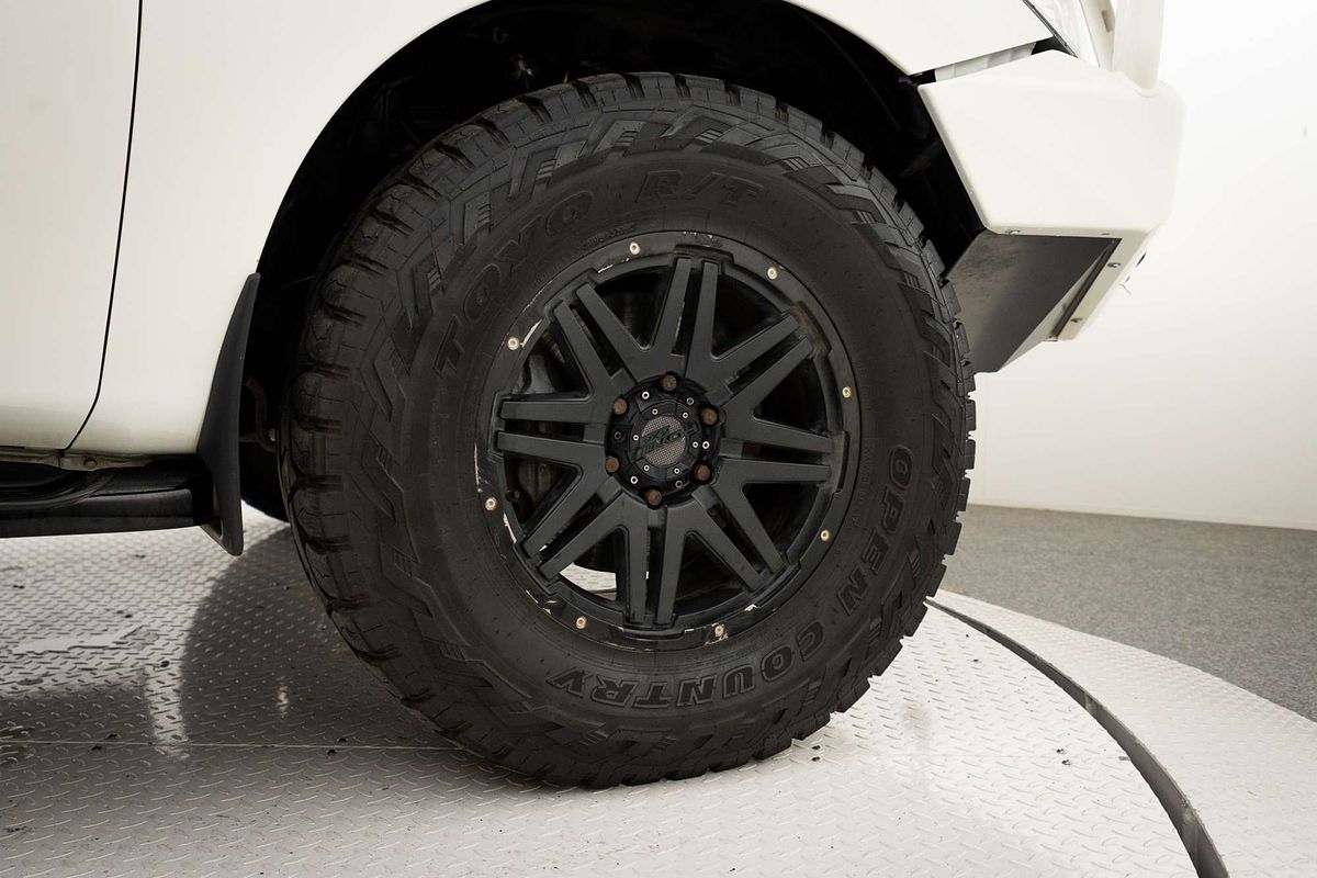 2019 Nissan Patrol Ti Y62 Series 4