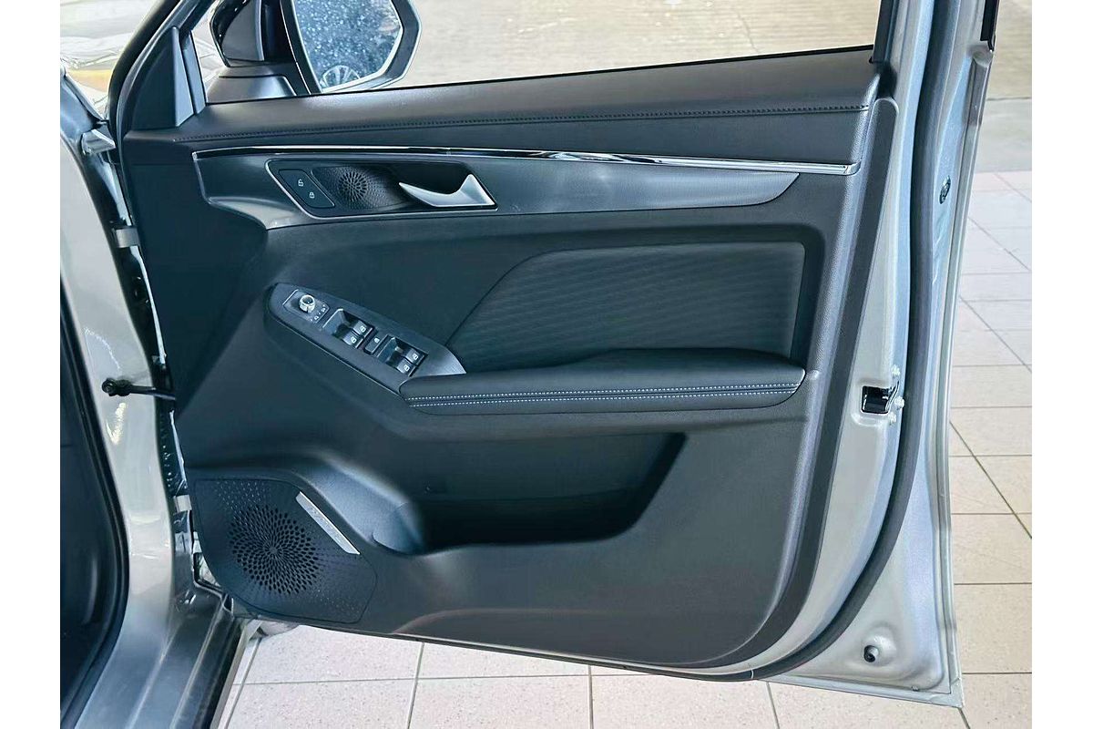 Jolion Pro Premium Auto 4x2 Hybrid
