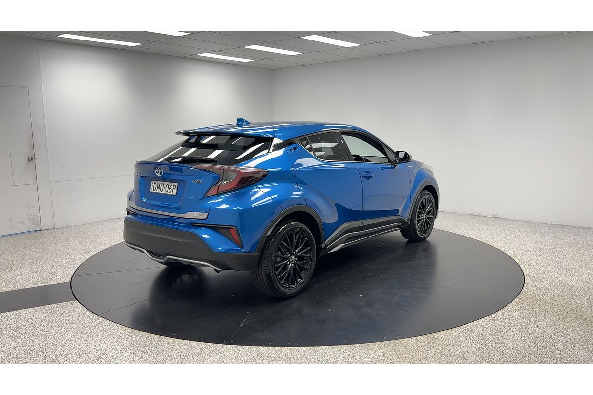 2017 Toyota C-HR Koba NGX50R