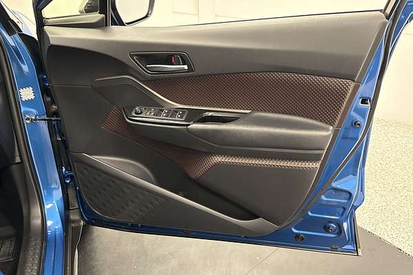 2017 Toyota C-HR Koba NGX50R