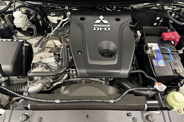 2020 Mitsubishi Triton GLX MR Rear Wheel Drive