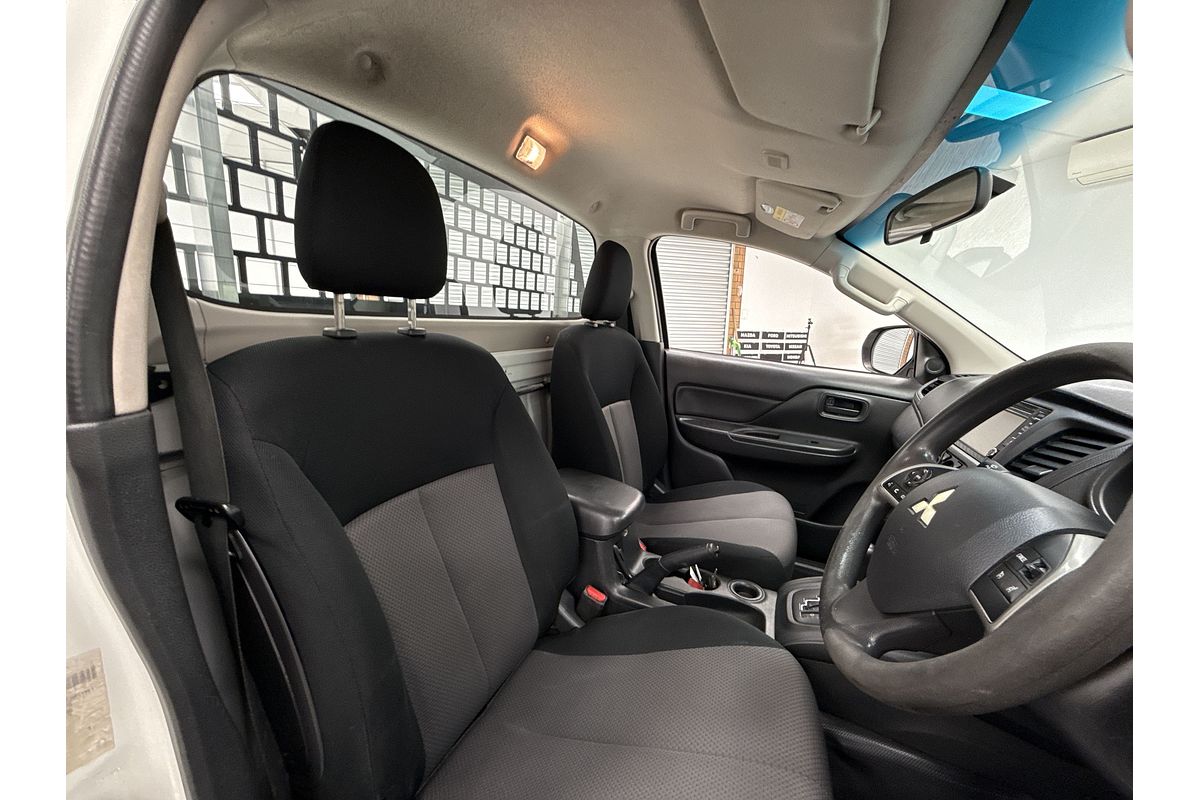 2020 Mitsubishi Triton GLX MR Rear Wheel Drive