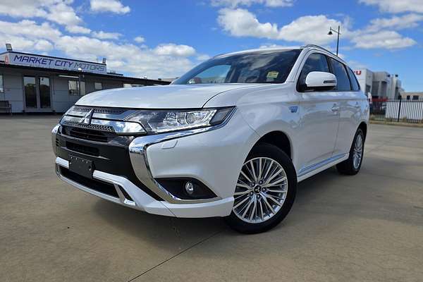 2019 Mitsubishi Outlander PHEV ES ADAS ZL