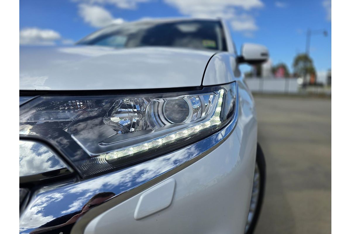 2019 Mitsubishi Outlander PHEV ES ADAS ZL