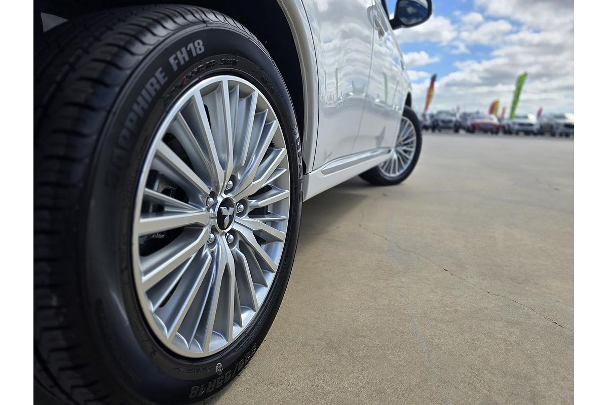 2019 Mitsubishi Outlander PHEV ES ADAS ZL