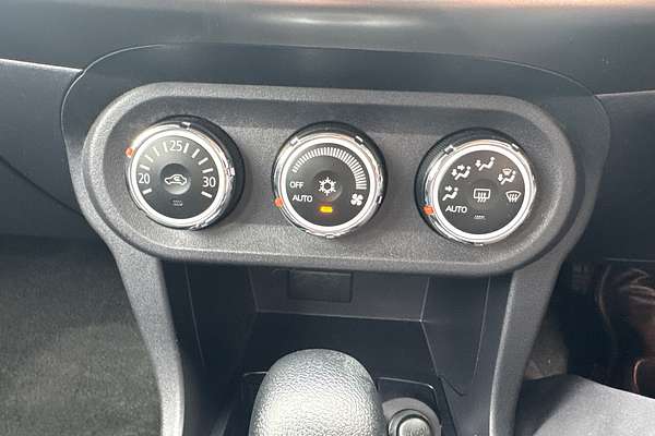 2014 Mitsubishi Lancer ES CJ