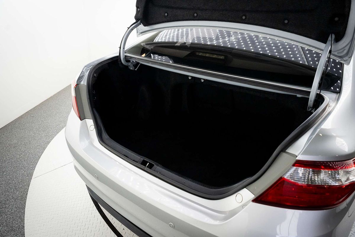 2016 Toyota Camry Atara SX ASV50R