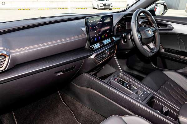 2024 CUPRA Formentor VZe KM