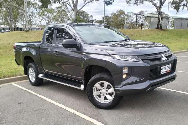 2022 Mitsubishi Triton GLX+ MR 4X4
