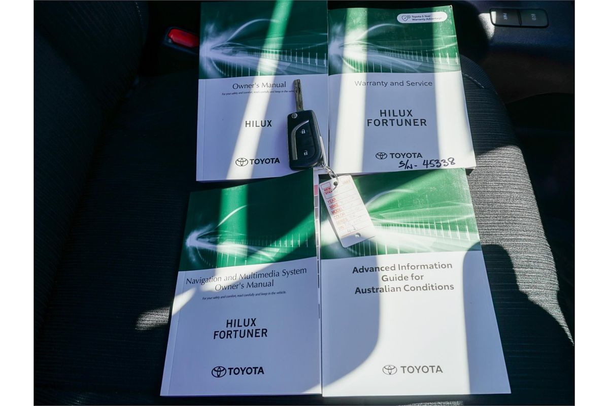 2022 Toyota Hilux SR GUN126R 4X4