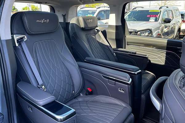 2023 LDV MIFA 9 Luxe