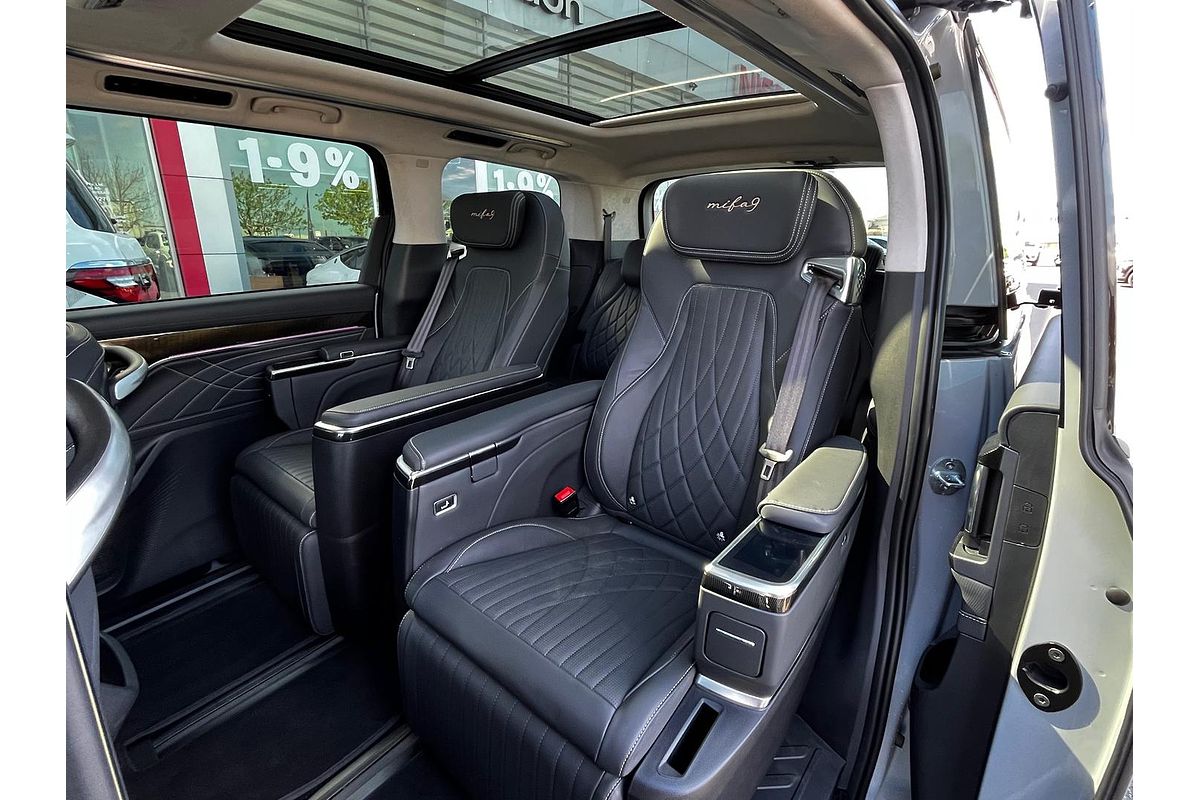 2023 LDV MIFA 9 Luxe