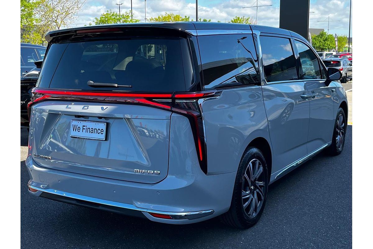 2023 LDV MIFA 9 Luxe