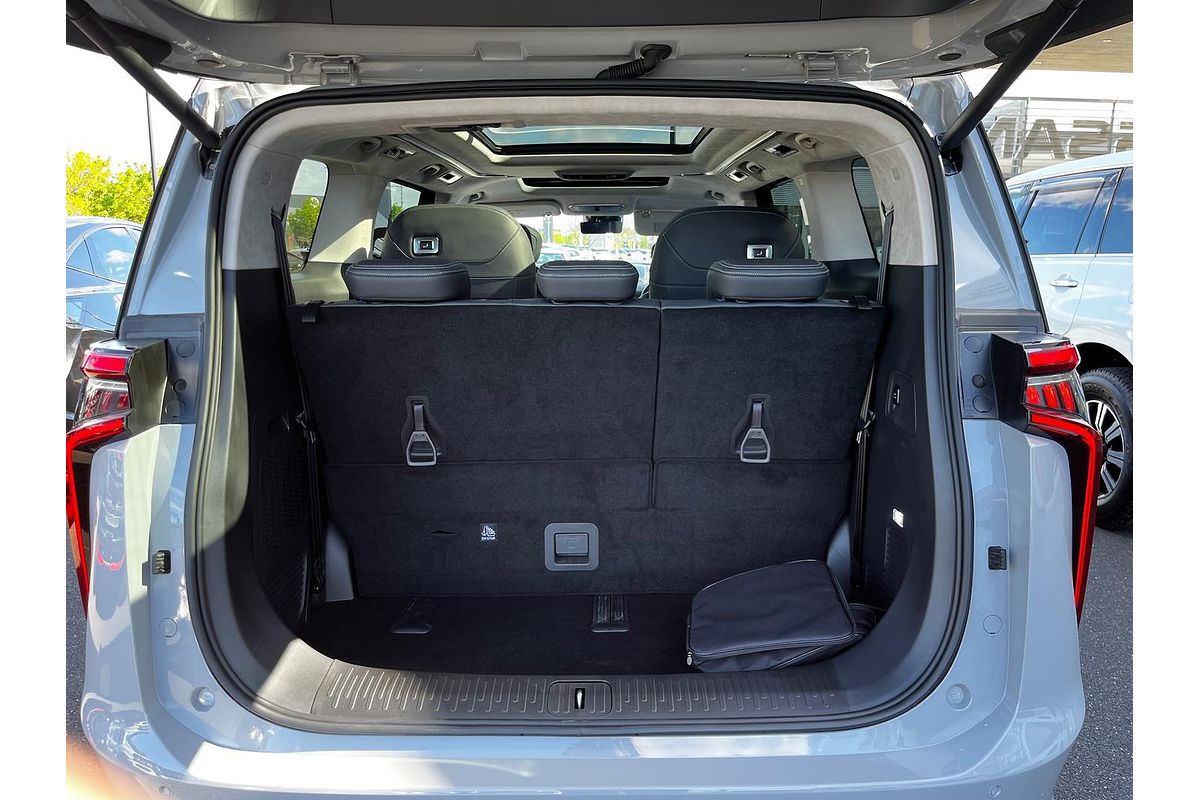 2023 LDV MIFA 9 Luxe