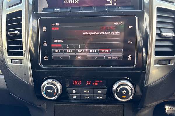 2016 Mitsubishi Pajero GLS NX