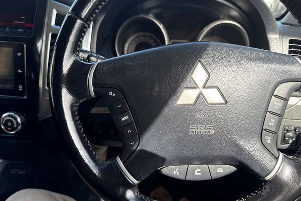 2016 Mitsubishi Pajero GLS NX