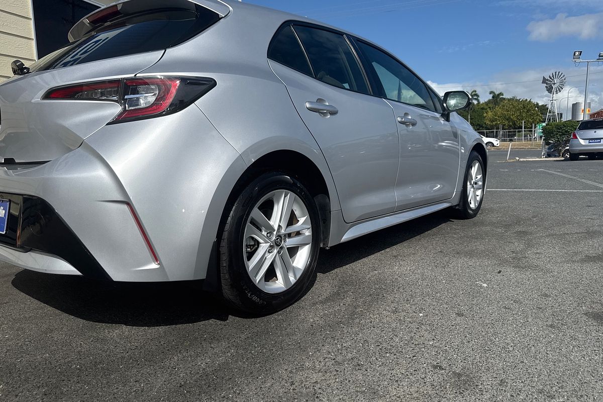 2018 Toyota Corolla Ascent Sport MZEA12R