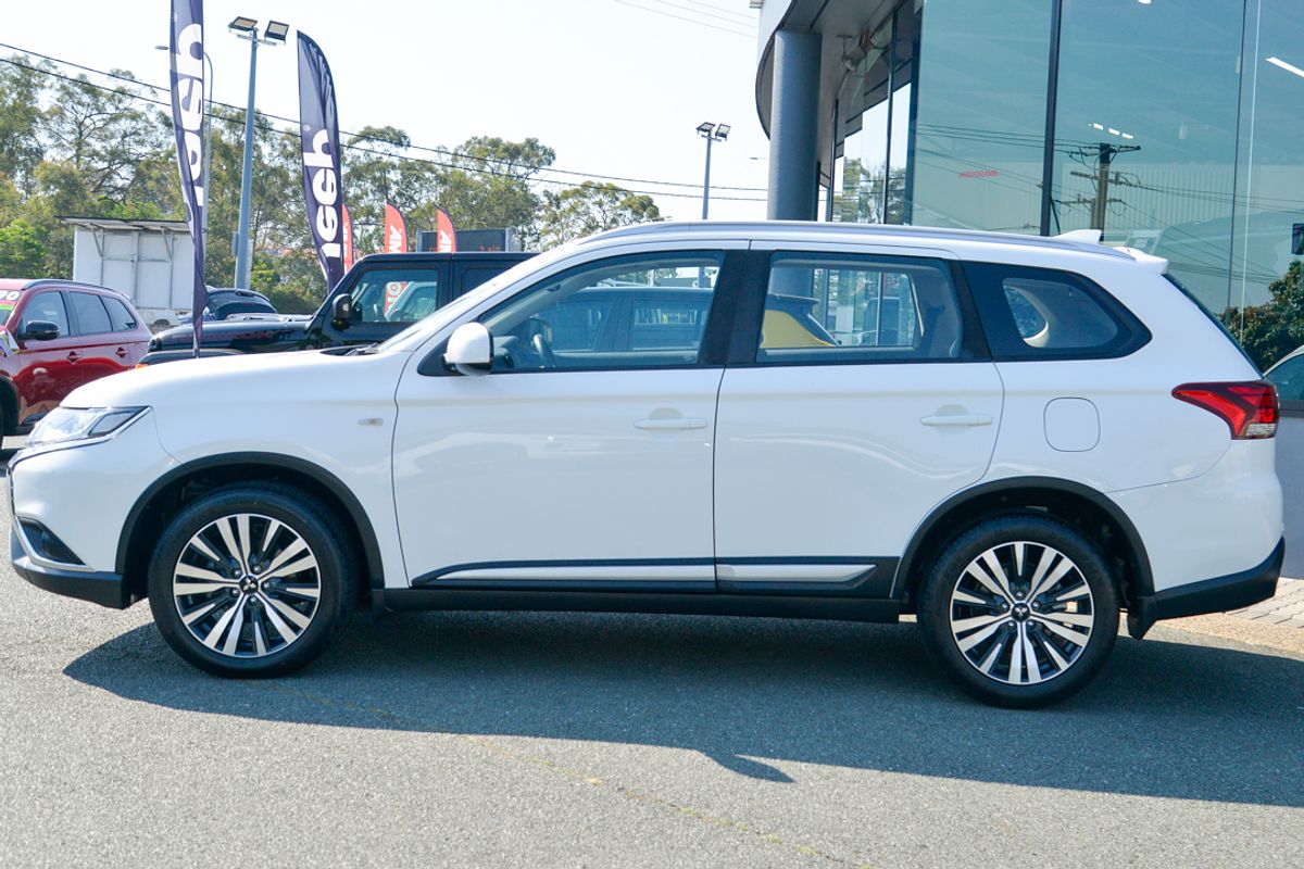 2018 Mitsubishi Outlander ES ADAS ZL