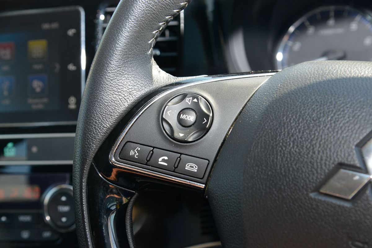 2018 Mitsubishi Outlander ES ADAS ZL