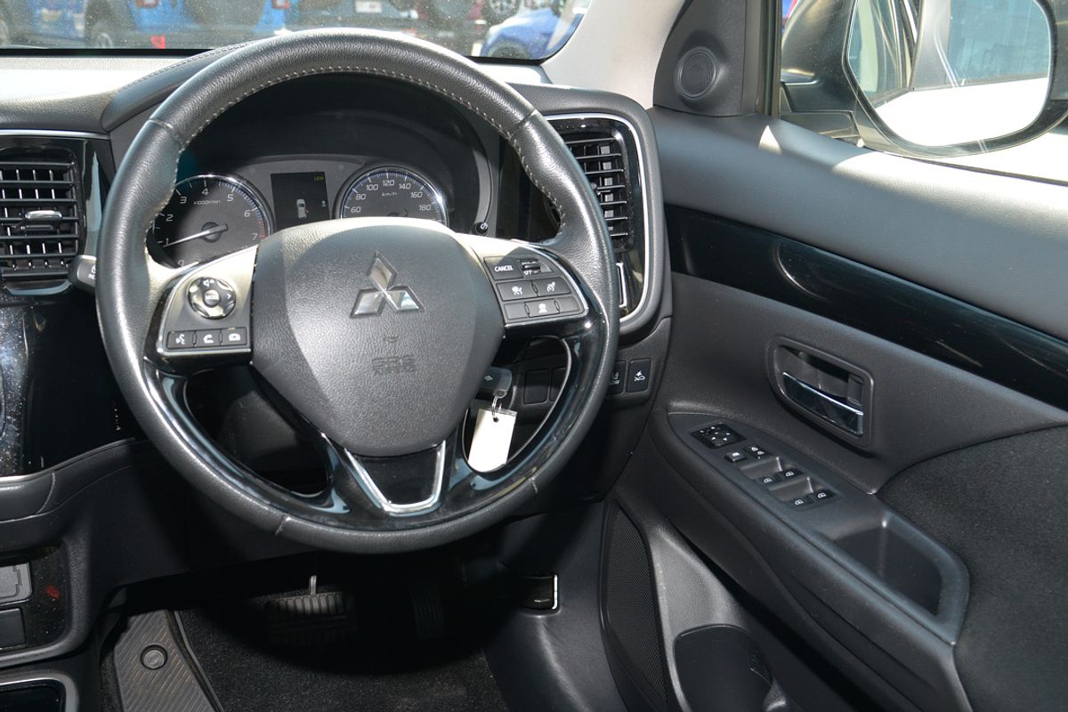 2018 Mitsubishi Outlander ES ADAS ZL