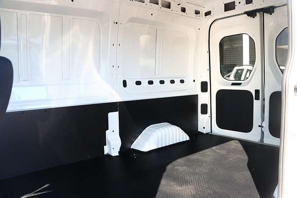 2024 LDV Deliver 9 MWB Mid Roof