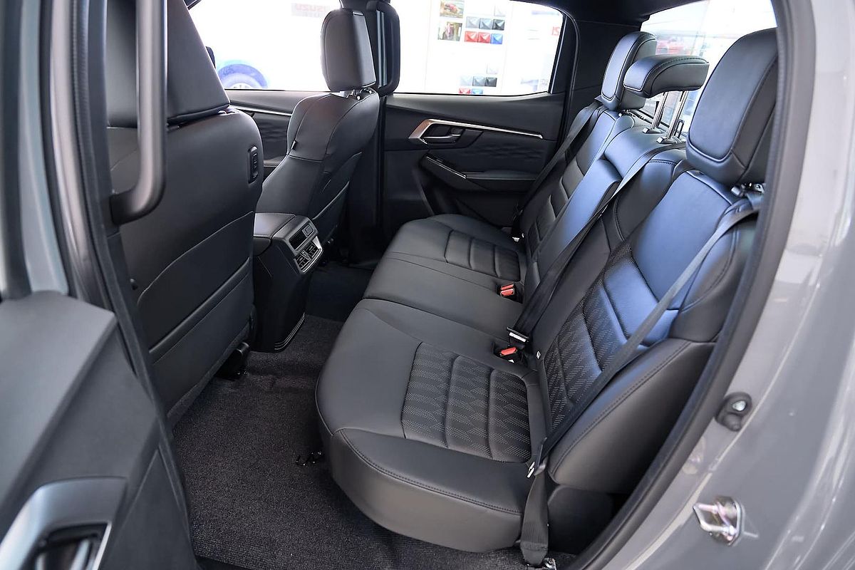 2025 Isuzu D-MAX LS-U+ 4X4