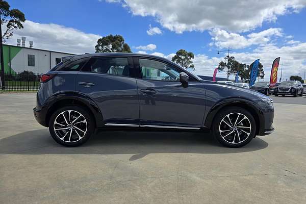 2023 Mazda CX-3 Akari DK