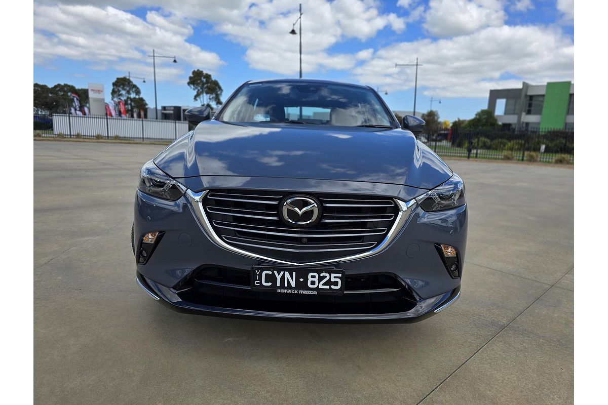 2023 Mazda CX-3 Akari DK