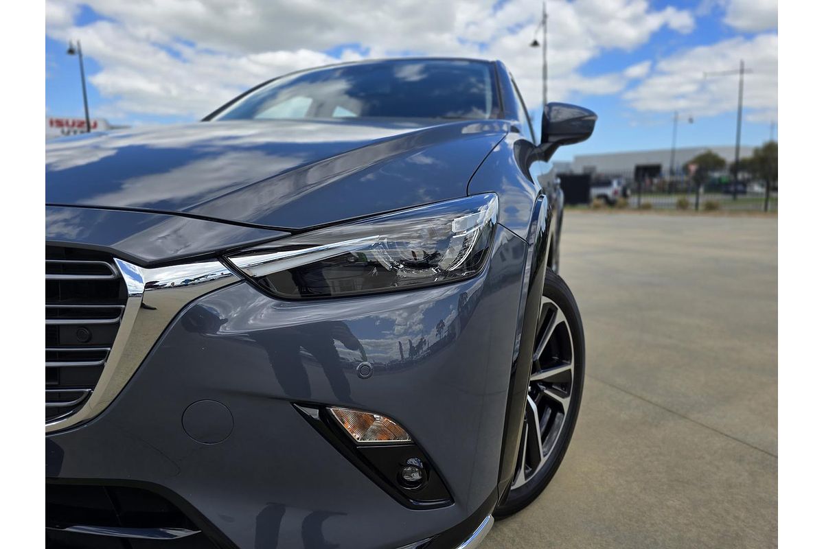 2023 Mazda CX-3 Akari DK