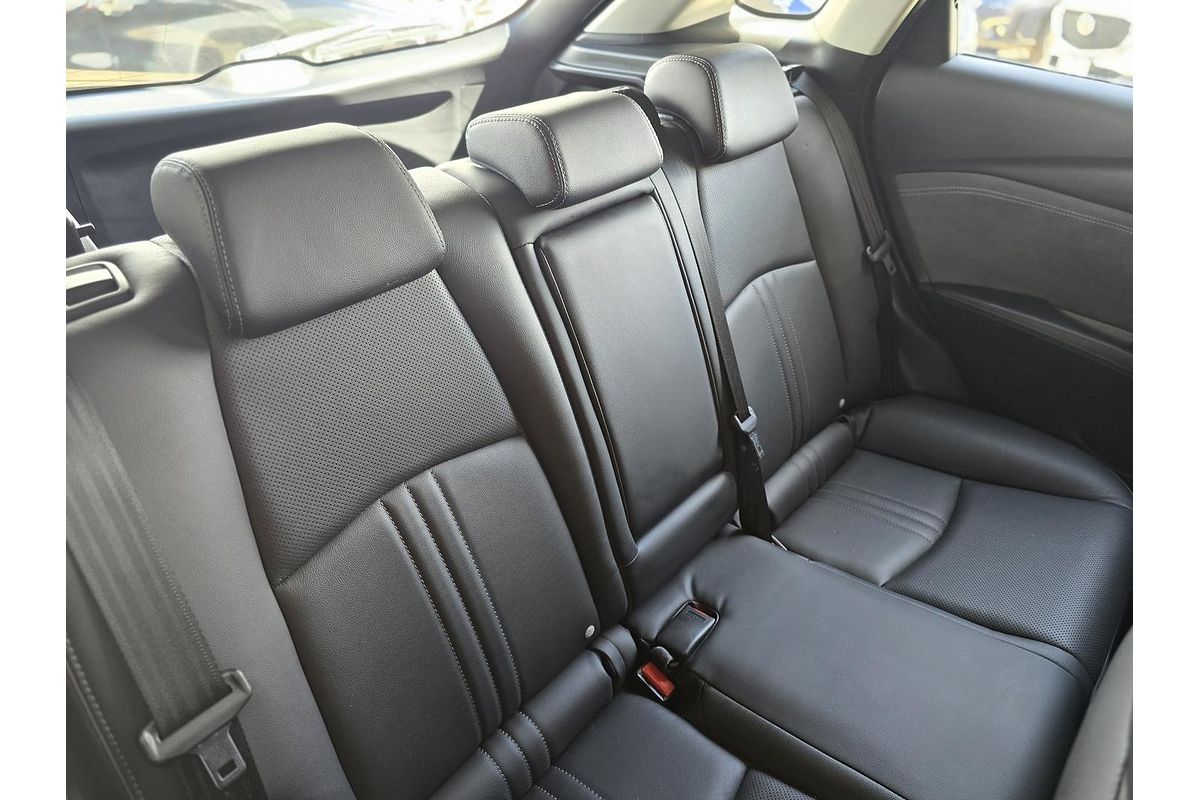 2023 Mazda CX-3 Akari DK