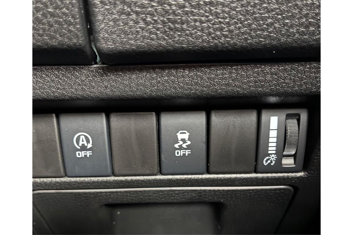 2025 Isuzu D-MAX SX 4X4