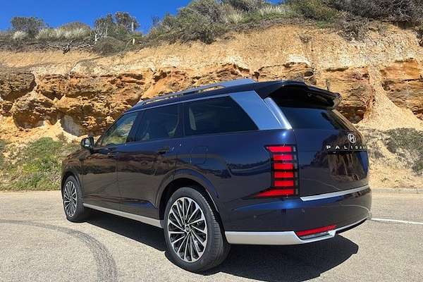 2025 Hyundai Palisade Calligraphy LX3.V1
