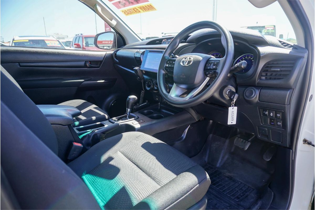 2019 Toyota Hilux SR GUN126R 4X4