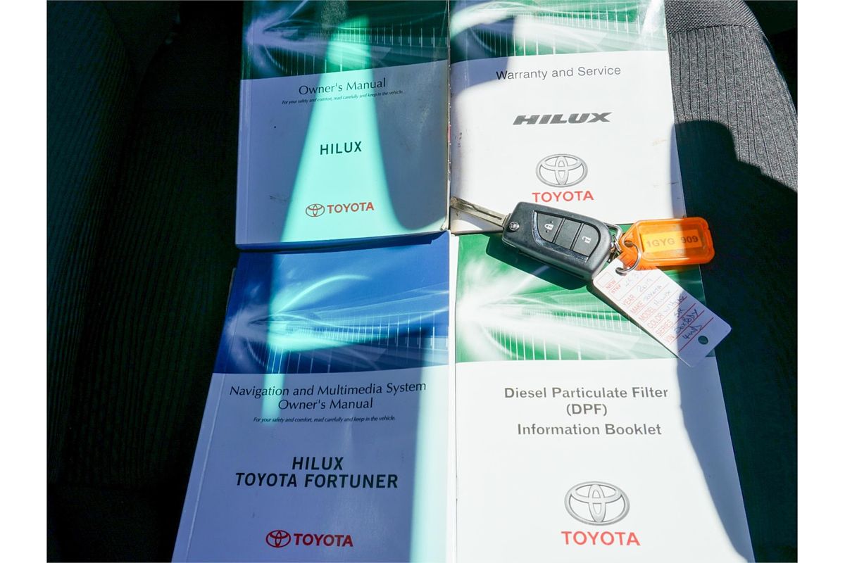 2019 Toyota Hilux SR GUN126R 4X4