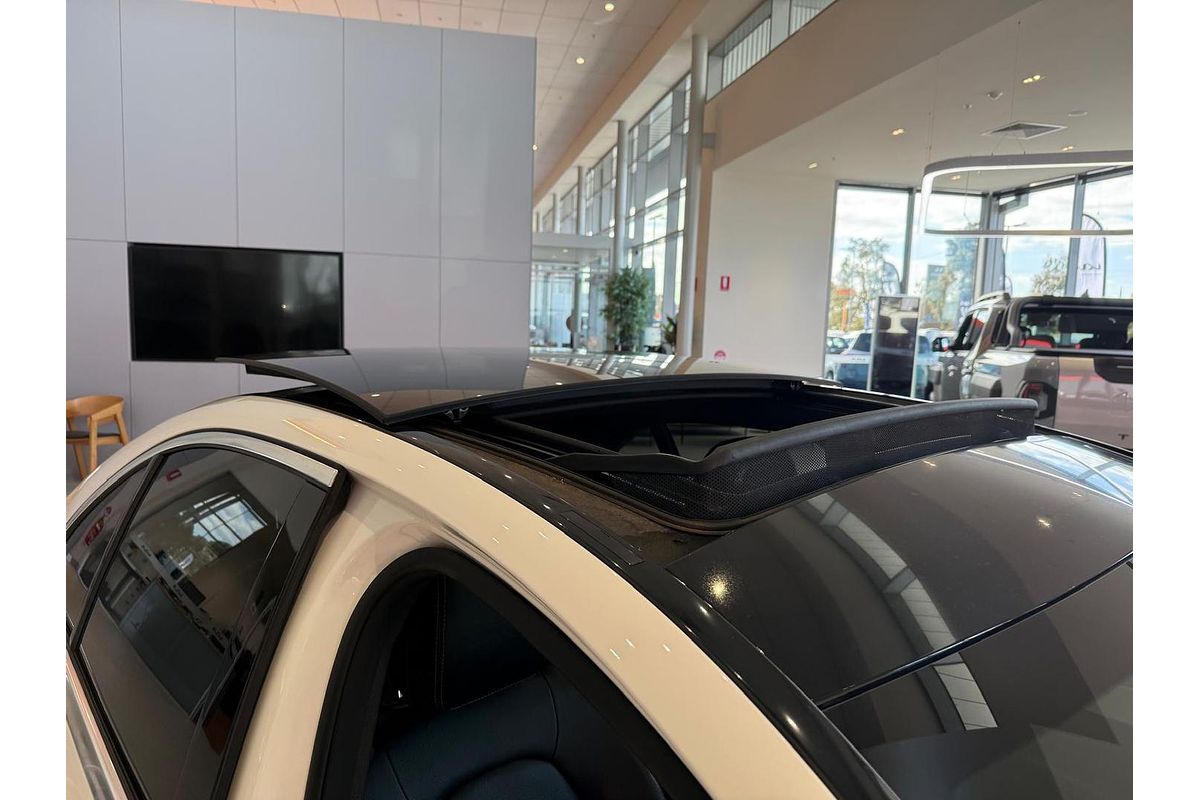 2019 Mercedes-Benz C-Class C300 W205