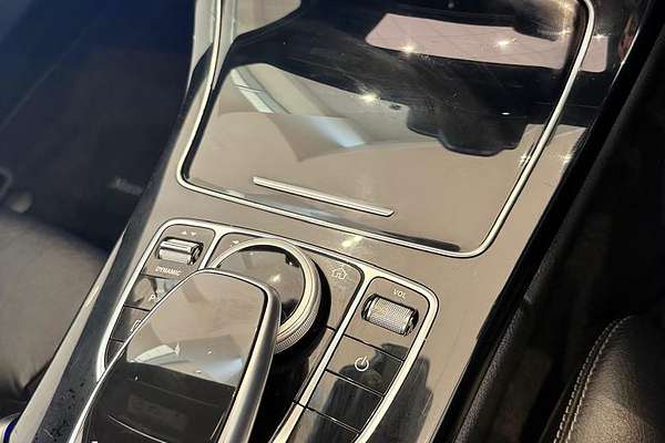 2019 Mercedes-Benz C-Class C300 W205