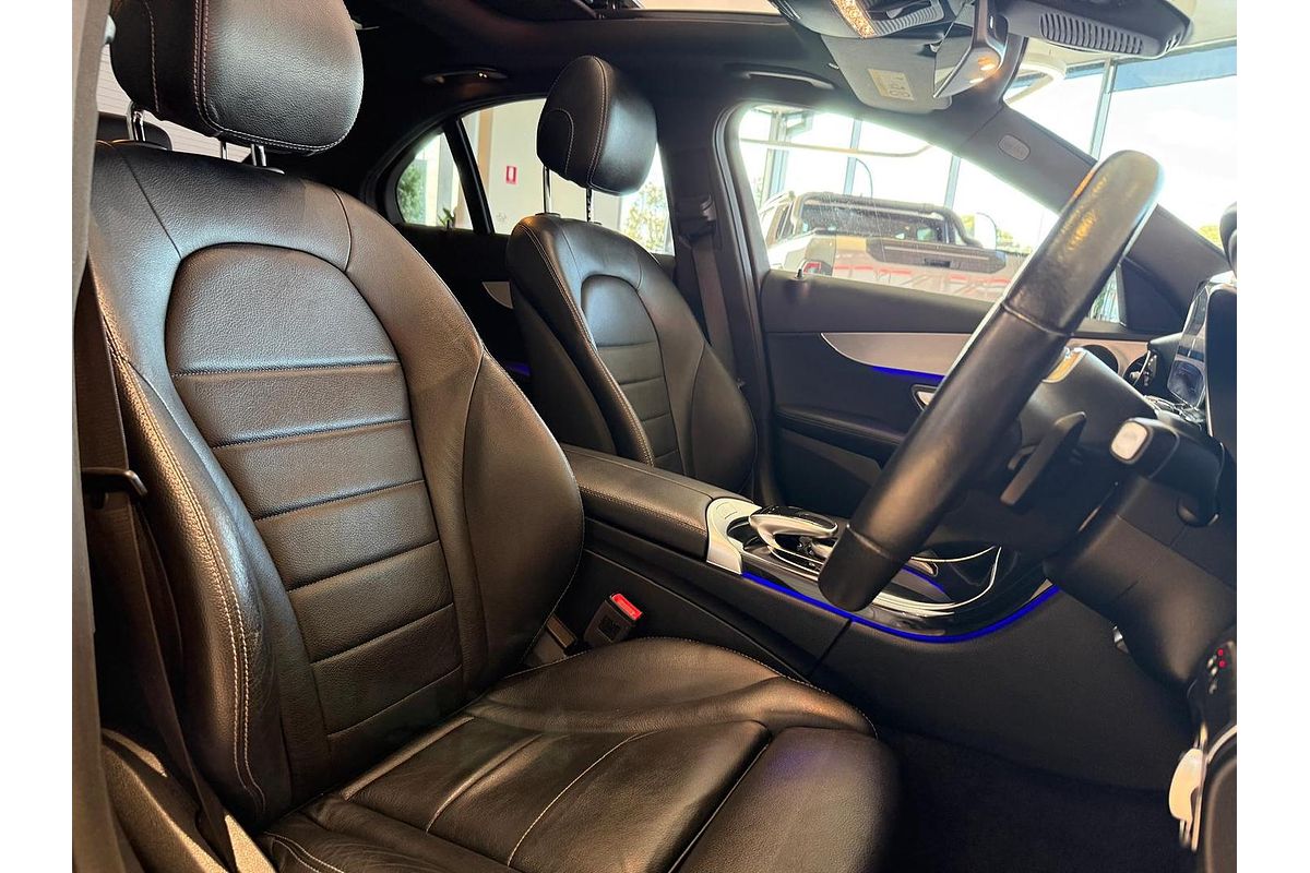 2019 Mercedes-Benz C-Class C300 W205