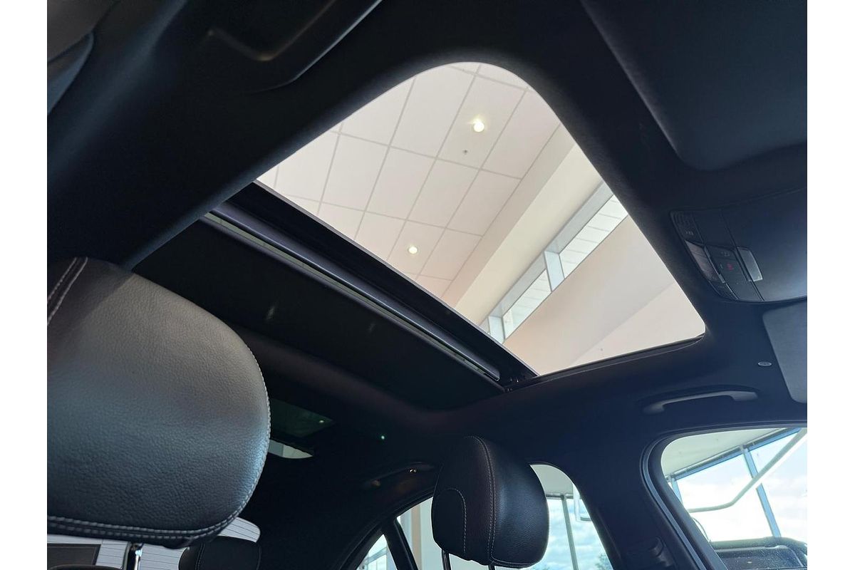 2019 Mercedes-Benz C-Class C300 W205