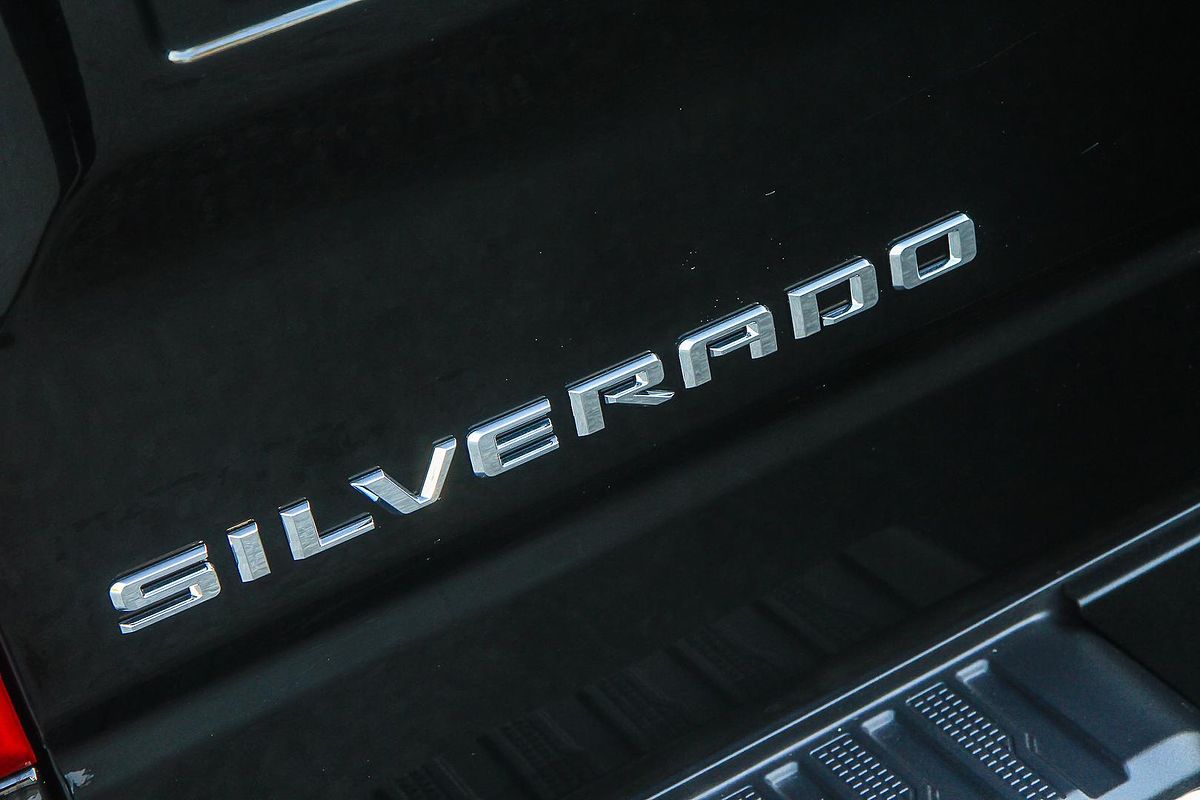 2025 Chevrolet Silverado 1500 LTZ Premium W/Tech Pack T1 4X4