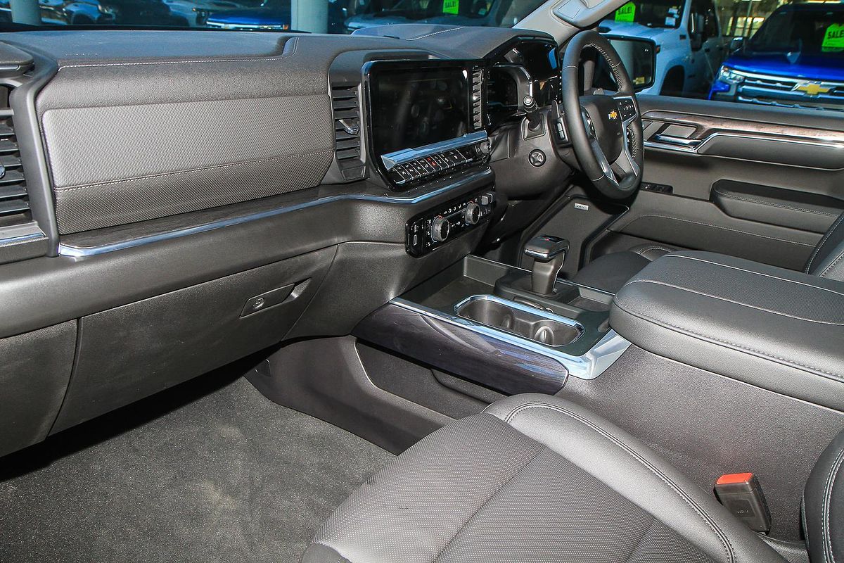 2025 Chevrolet Silverado 1500 LTZ Premium W/Tech Pack T1 4X4