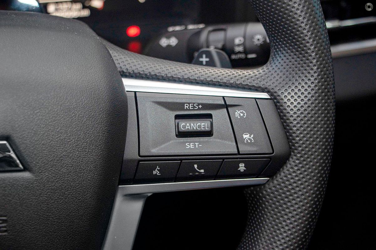 2025 Mitsubishi Outlander ES ZM